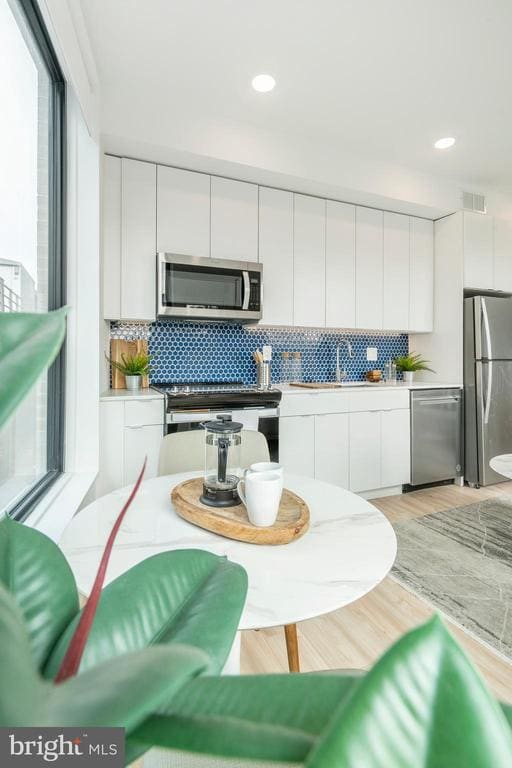 Building Photo - 1131-39 N Front St