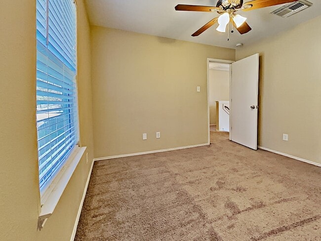 Building Photo - 9211 Shaded Pines Dr