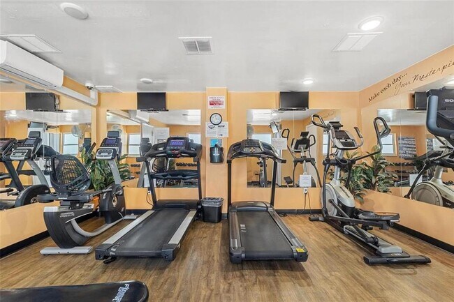 Building Photo - 3128 59th St S