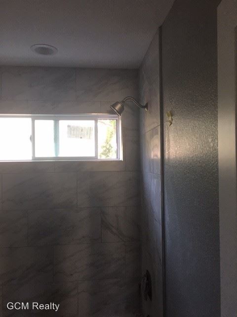 Building Photo - 2659 Garden Ave