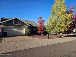Primary Photo - 723 W Summer Haven Ln