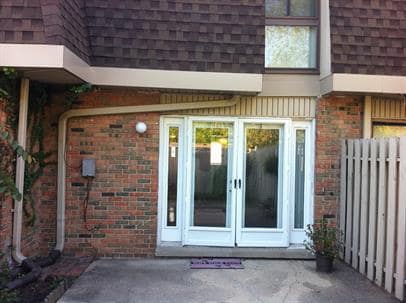 Building Photo - 7425 Countrybrook Dr