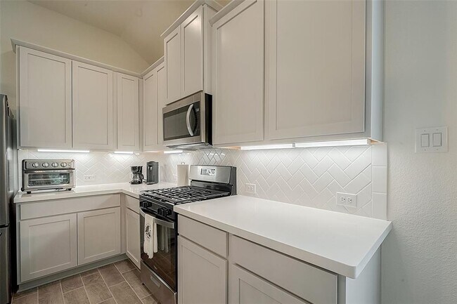 Building Photo - 15202 N Heron Heights Way