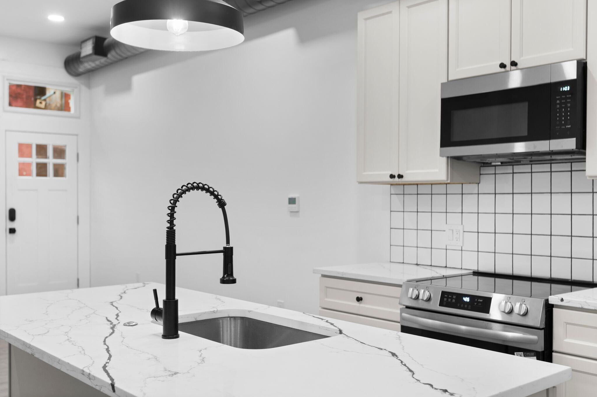 Kitchen - 2035 Forbes Ave