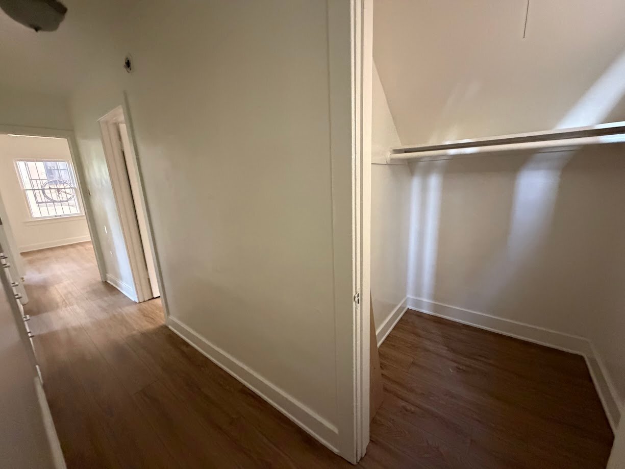 Building Photo - 1939 W Washington Blvd