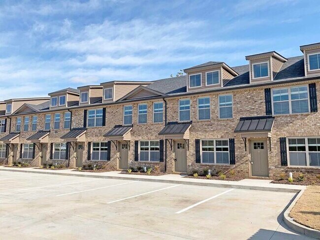 Primary Photo - 325-G Landrum Place