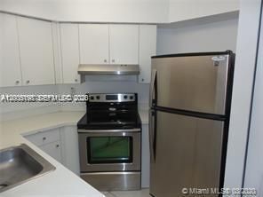 Building Photo - 8255 SW 152nd Ave