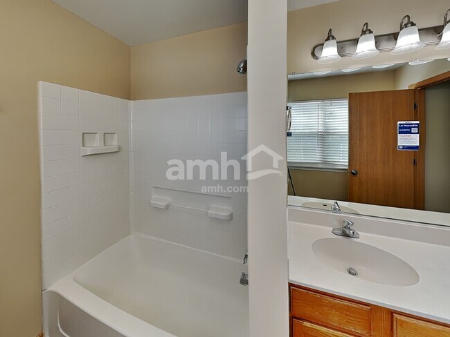 Building Photo - 4133 Hoffman St