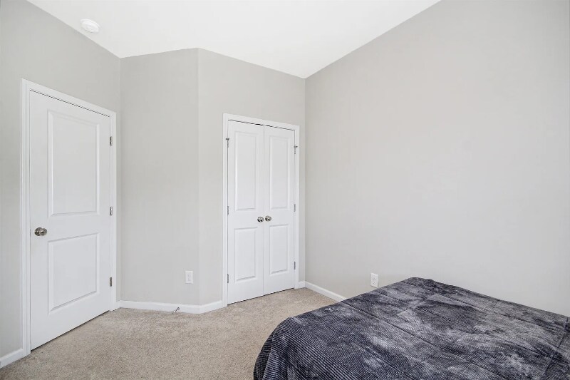 Building Photo - 3645 Water Mist Ln