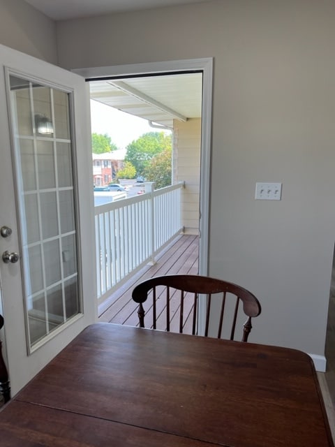 Building Photo - 406 S Church St