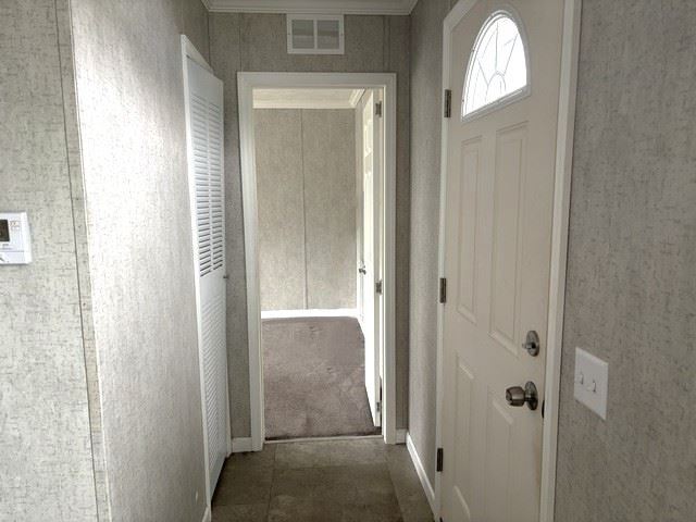Building Photo - 884 Birchwood Dr