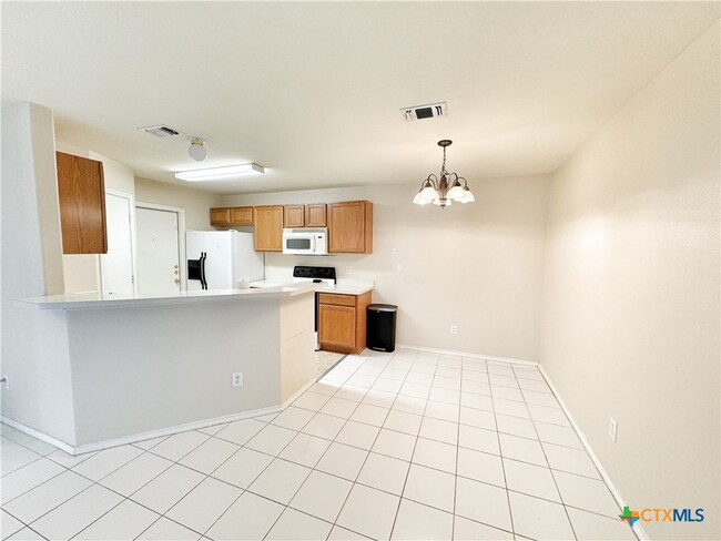 Building Photo - 2742 FM1044