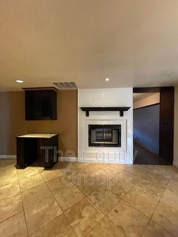Building Photo - 24683 Rd 212