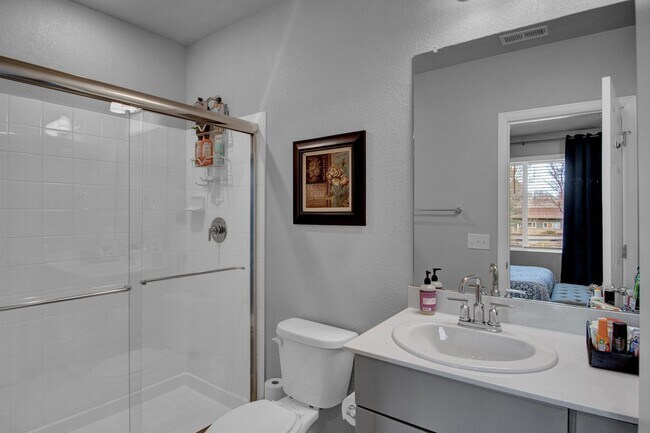 Building Photo - 12121 W 57th Dr