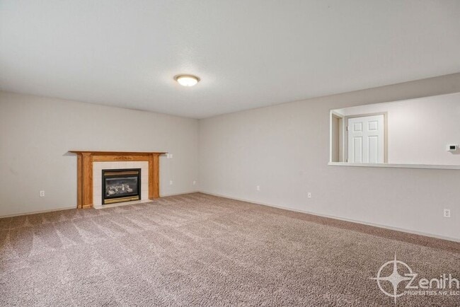 Building Photo - 17019 SE 3rd St