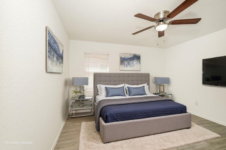 Building Photo - 1221 White Willow