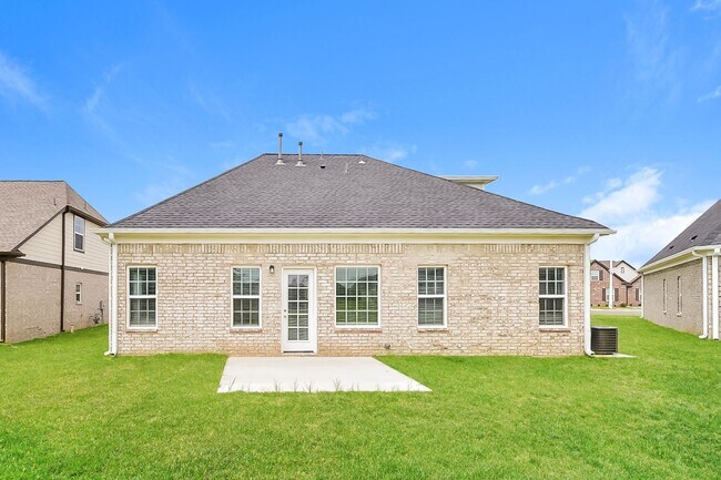 Building Photo - LakesideCirS9298