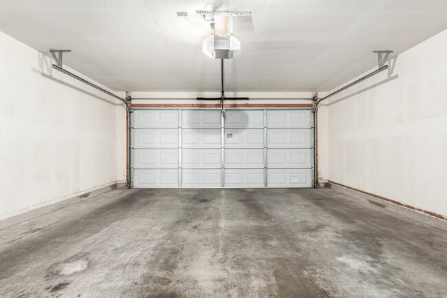Building Photo - 1116 S 53rd St