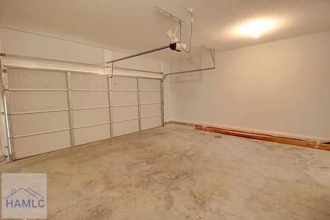 Building Photo - 14 Gambrell Rd