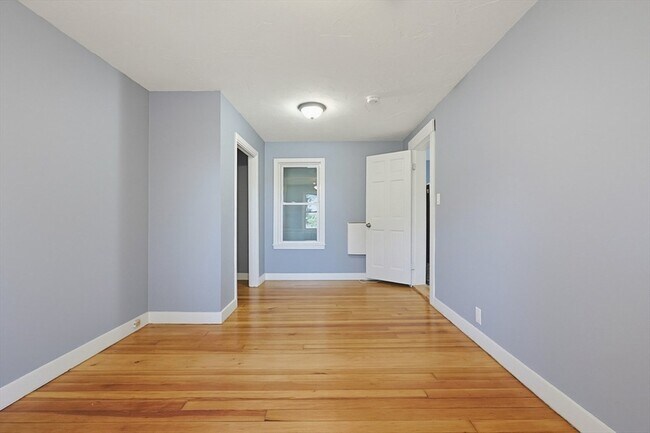 Building Photo - 12R Granite Street Unit 2