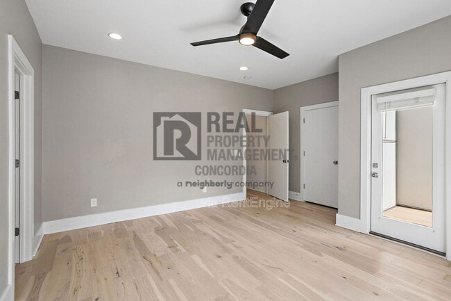 Building Photo - 1242 2nd Ave S