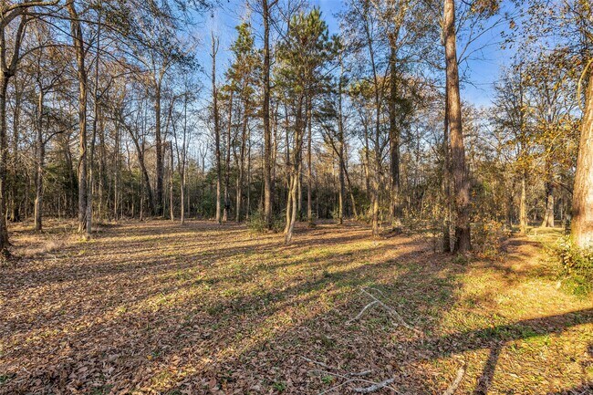 Building Photo - 446 Rd 66111