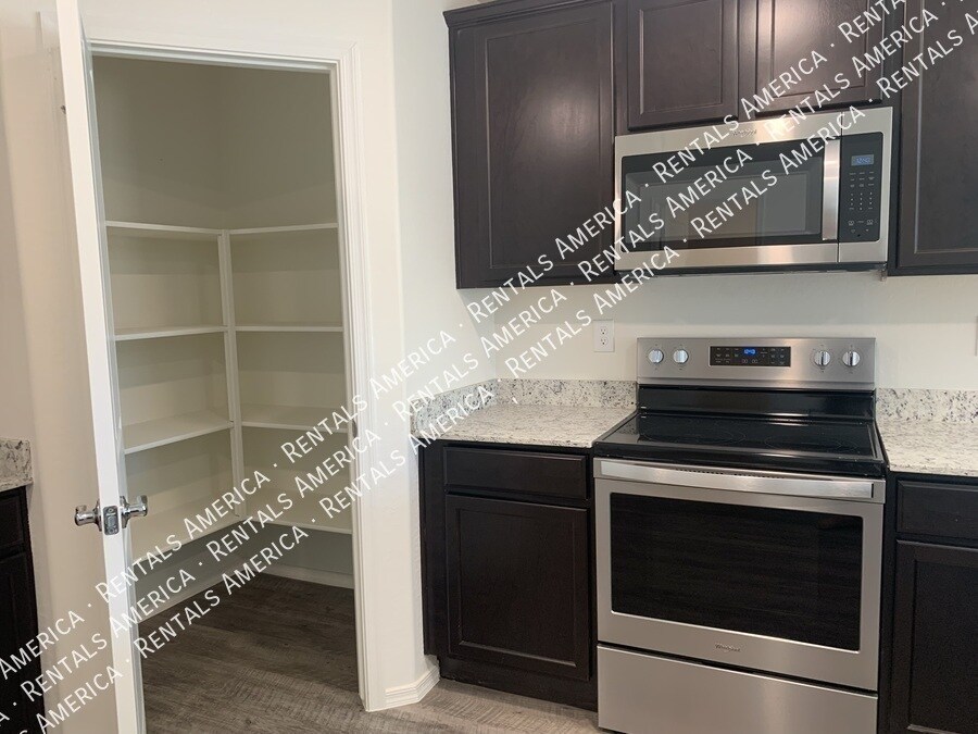 Building Photo - 2569 N Agave Ln