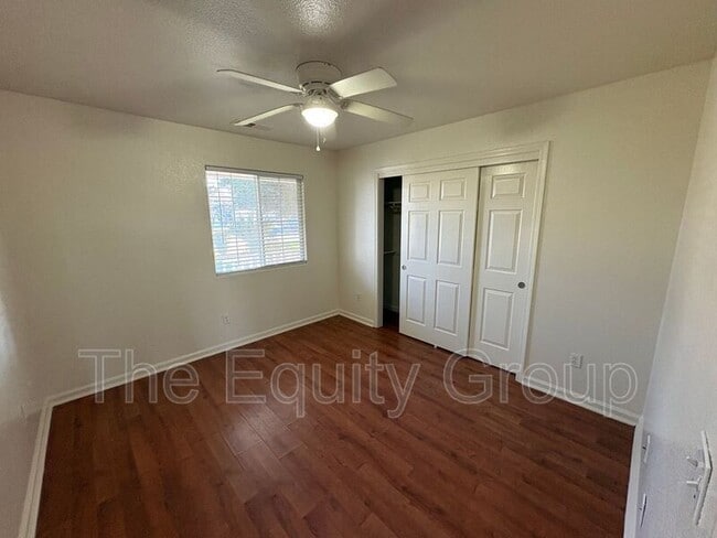 Building Photo - 905 S Laguna St