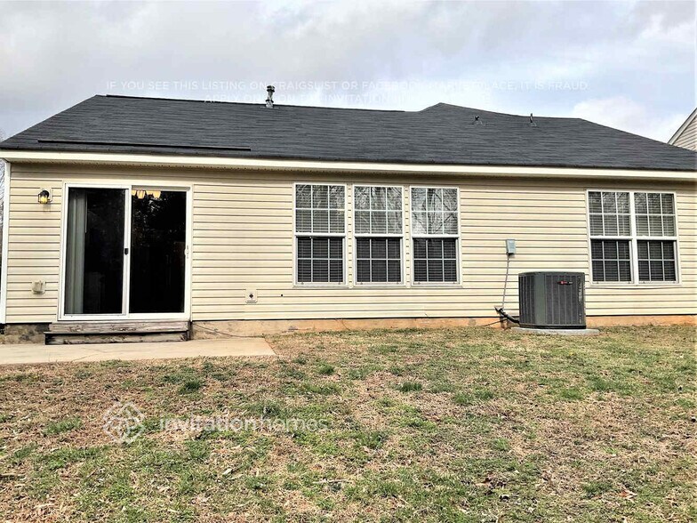 Building Photo - 3017 Secret Garden Ct
