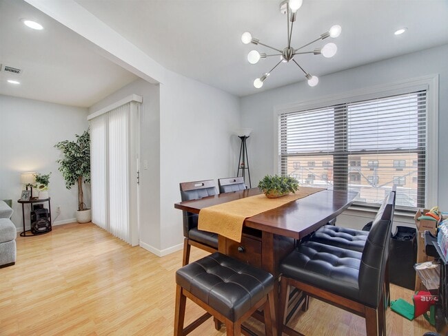 Building Photo - 8841 John F. Kennedy Blvd