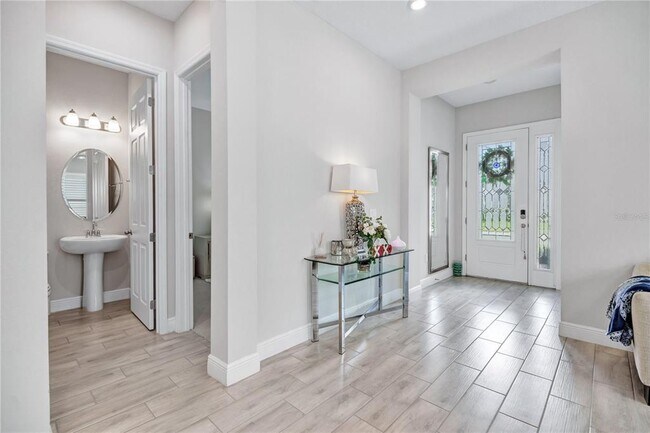 Building Photo - 2056 Wood Thrush Ln