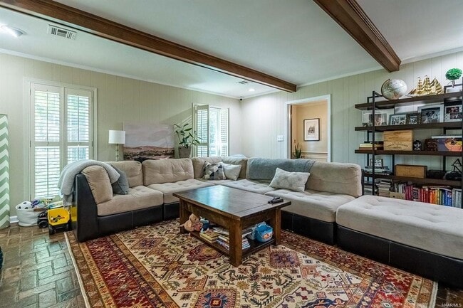 Building Photo - 2925 Fernway Dr