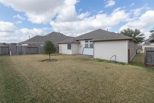 Building Photo - 20547 Upland Fair Ln