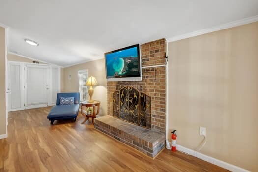 Building Photo - $250 Off Your Second Month's Rent + $250 Referral Bonus | Student-Friendly 3BR Home Minutes from ...