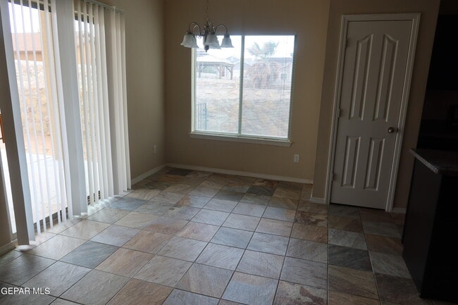 Building Photo - 3278 Azteca Trail