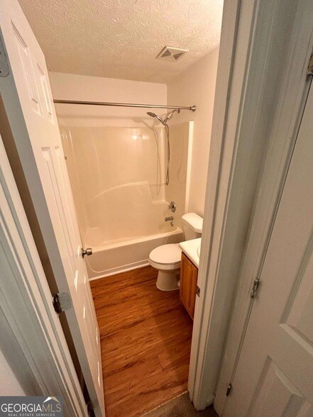 Building Photo - 9268 Clb Vw Trce