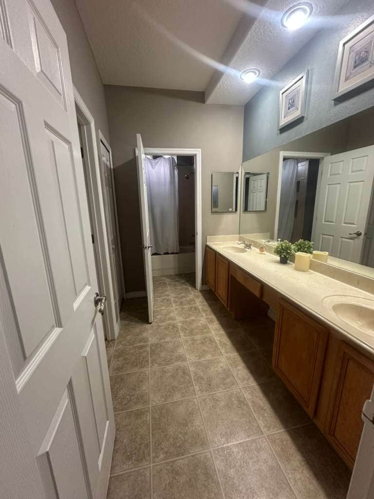 Building Photo - 2821 Eagle Claw Ct