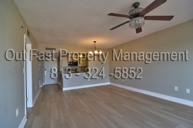 Building Photo - Waterfront Living at Point Brittany