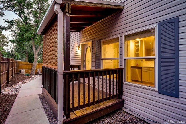 Building Photo - LOCATION, LOCATION! Featuring modern finishes and a peaceful outdoor retreat, this 2-bed 2.5-bath...