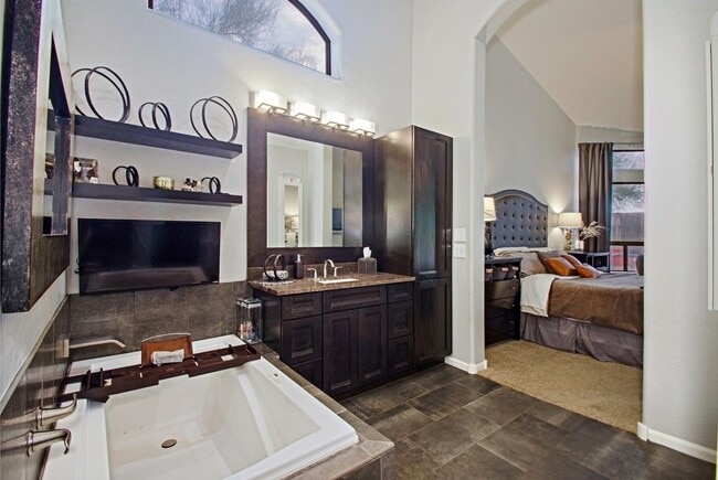 Building Photo - 29641 N 67th St