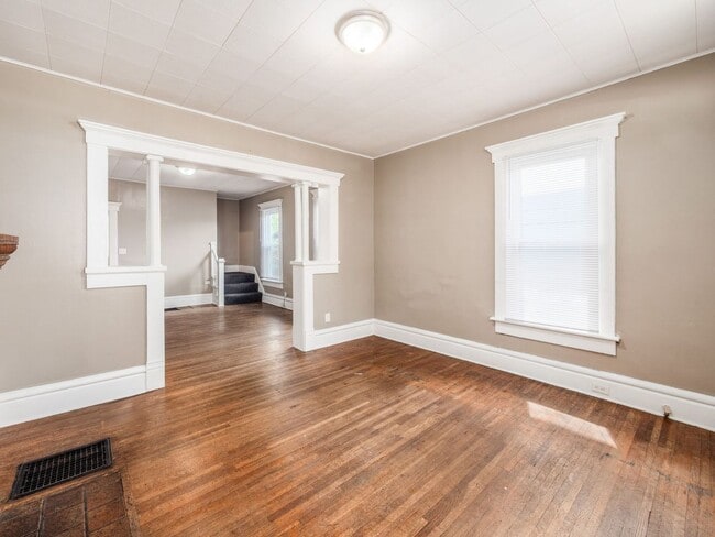 Building Photo - 89 E Patterson Ave