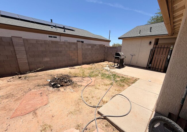Building Photo - 3 Bed 2 Bath Home in the Heart of Downtown Florence!