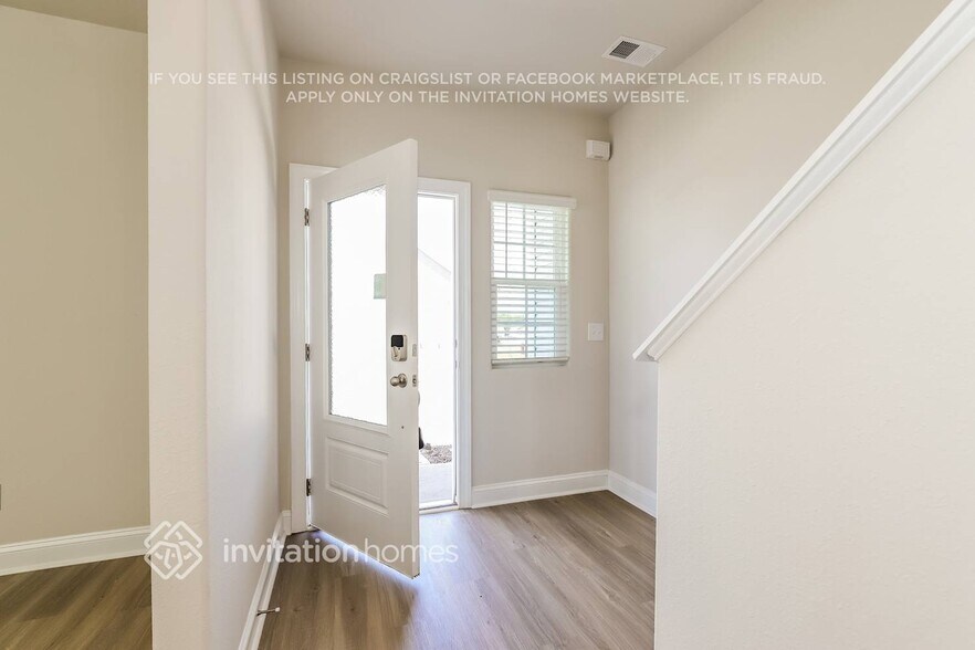 Building Photo - 517 Southwick Pl