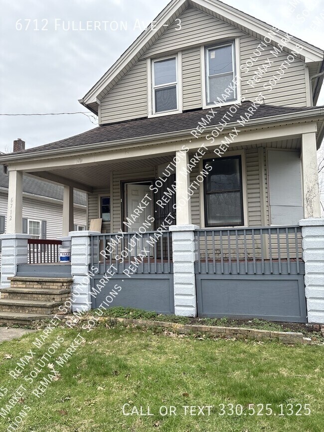 Building Photo - 6712 Fullerton Ave