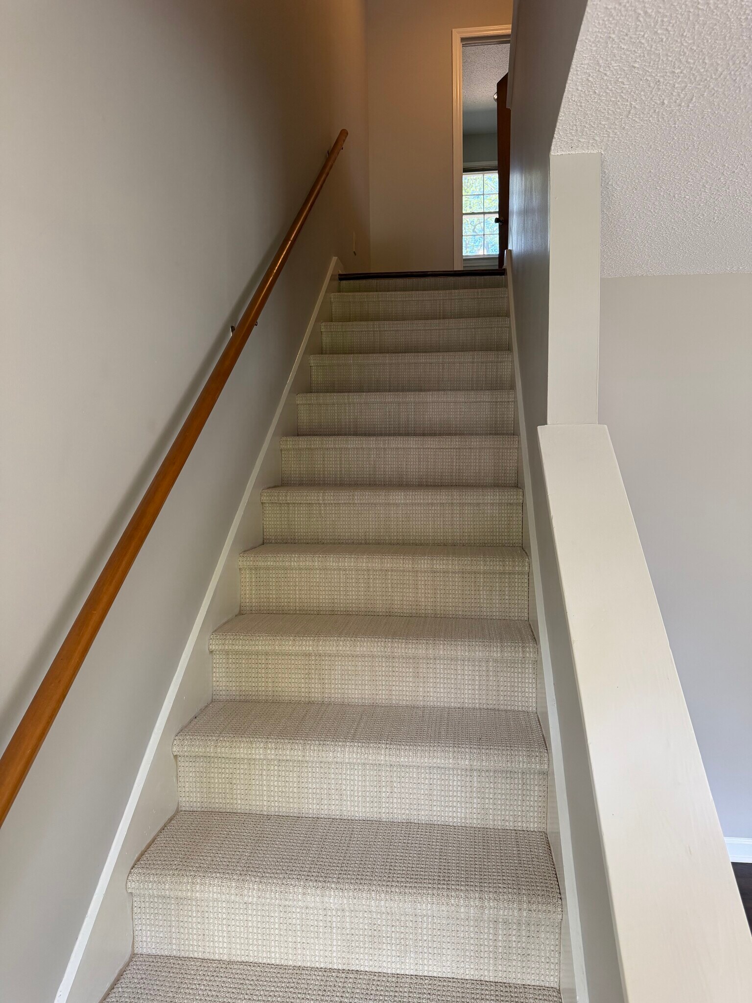 Building Photo - 2104 Fairview Rd