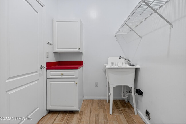 Building Photo - 1312 Sylvie Ln