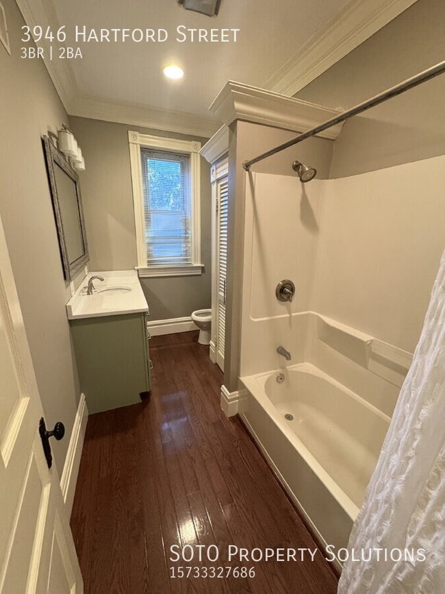 Building Photo - 3946 Hartford St