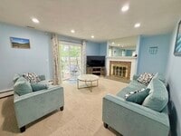 Building Photo - 25 Homeward Ln