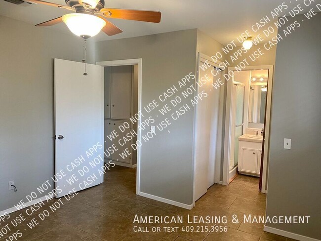 Building Photo - ** COMING SOON 12.15.24 ** 3-Bedroom, 2-Ba...