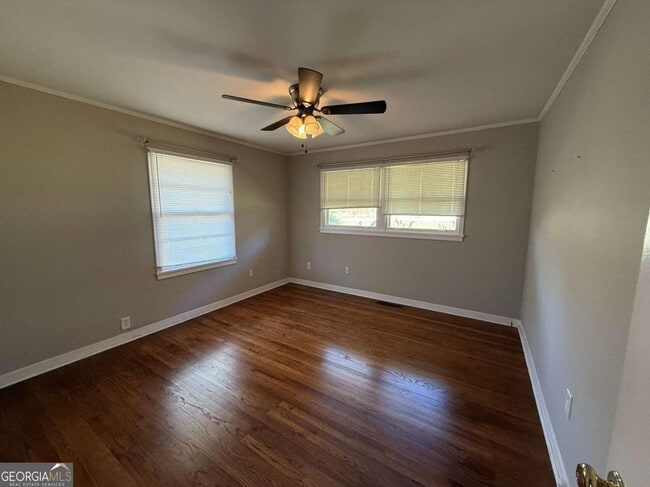 Building Photo - 1885 Crystal Dr